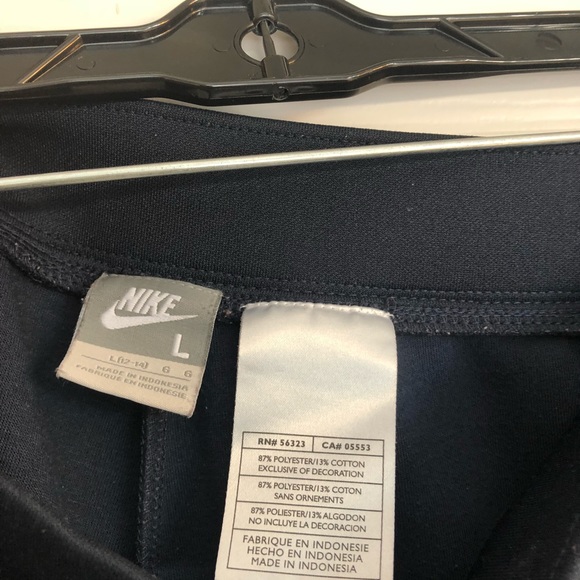 Cropped Nike Track Pants - Picture 7 of 7